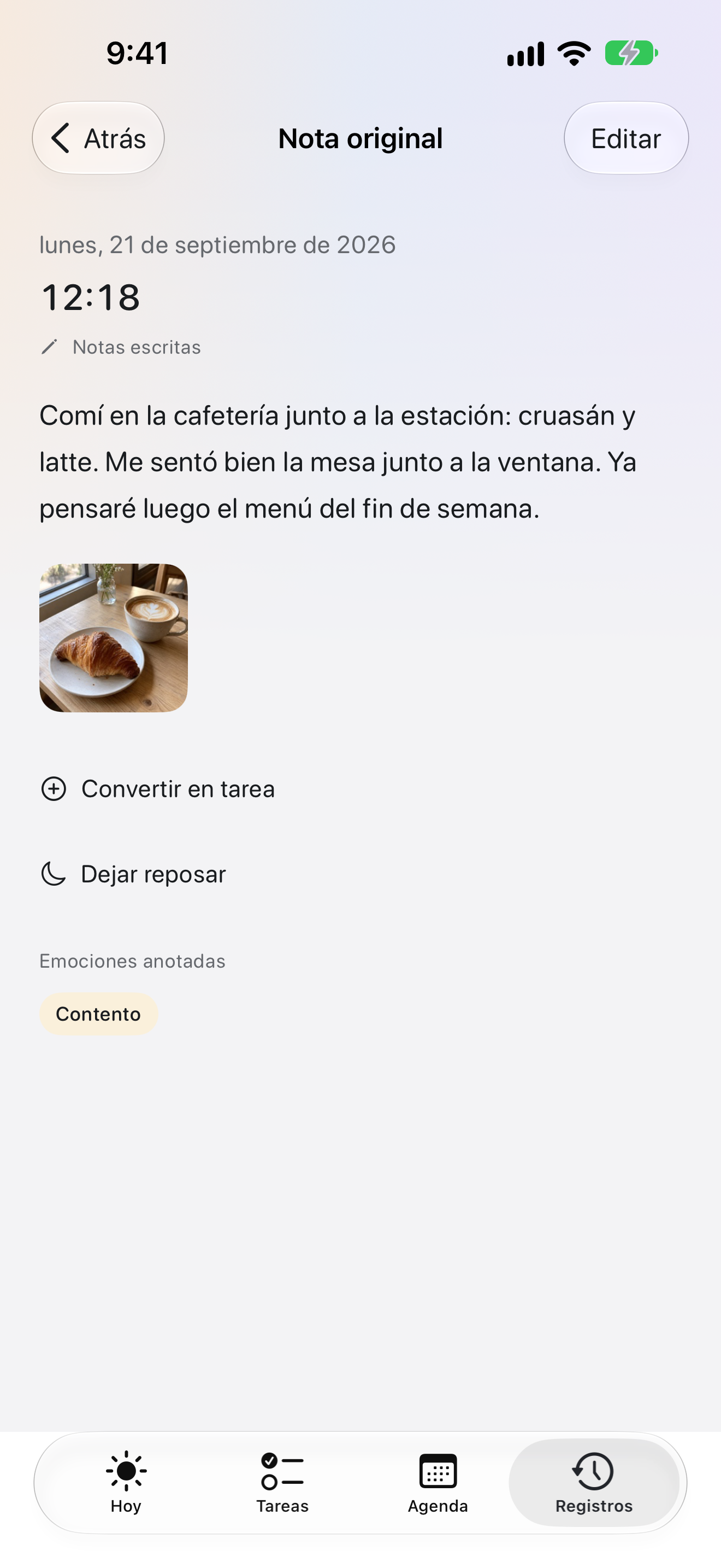 El detalle de una entrada del diario en OK Planner, con una foto, el texto y el estado de ánimo guardado